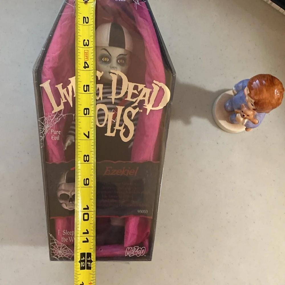 Living Dead Doll Ezekiel